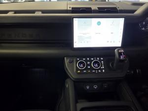 Land Rover Defender 110 V8 Carpathian Edition - Image 9