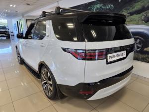 Land Rover Discovery D300 R-Dynamic SE - Image 3