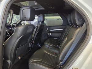 Land Rover Discovery D300 R-Dynamic SE - Image 9