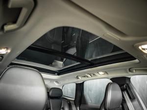 Volvo XC60 T8 Plug-In Hybrid AWD Plus Bright - Image 15