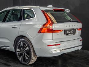 Volvo XC60 T8 Plug-In Hybrid AWD Plus Bright - Image 18