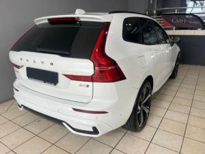 Volvo XC60 B5 AWD Ultimate Dark - Image 3