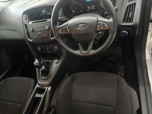 Ford Focus hatch 1.0T Ambiente - Image 6