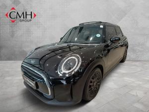 MINI Hatch Cooper Hatch 5-door - Image 1
