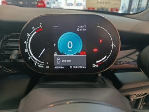 MINI Hatch Cooper Hatch 5-door - Image 9