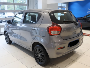 Toyota Vitz 1.0 XR auto - Image 3