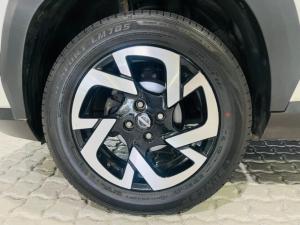 Nissan Magnite 1.0 Turbo Acenta Plus manual - Image 14