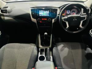 Mitsubishi Triton 2.4DI-D double cab GL - Image 5