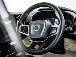 Volvo XC40 T4 Inscription - Image 11