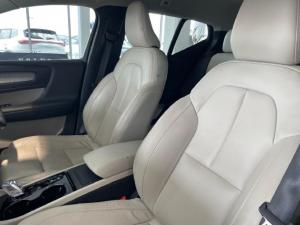 Volvo XC40 T4 Inscription - Image 4