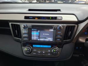 Toyota RAV4 2.5 AWD VX - Image 13