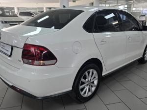 Volkswagen Polo sedan 1.6 Comfortline auto - Image 15
