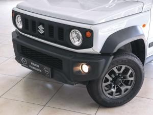Suzuki Jimny 1.5 GLX AllGrip 3-door manual - Image 2
