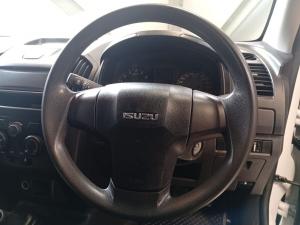 Isuzu D-Max Gen 6 250c single cab - Image 26