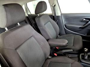 Volkswagen Polo Vivo hatch 1.4 Comfortline - Image 18