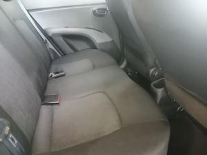 Hyundai i10 1.25 Glide Limited Edition - Image 10