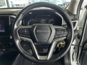 Isuzu D-Max 1.9TD double cab LS auto - Image 14