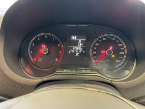 Volkswagen Polo Vivo hatch 1.4 - Image 12