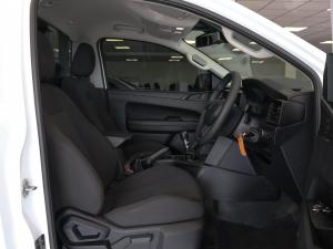 Volkswagen Amarok 2.0TDI single cab - Image 13