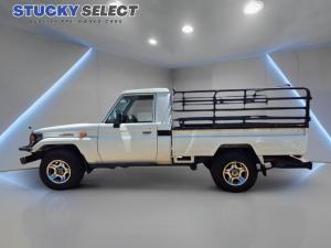 Toyota Land Cruiser 4.2 DieselS/C - Image 2