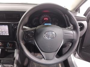 Toyota Corolla Quest 1.8 Plus manual - Image 10