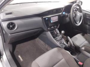 Toyota Corolla Quest 1.8 Plus manual - Image 6