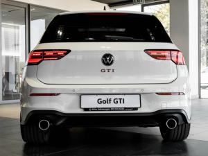 Volkswagen Golf GTI - Image 5