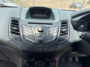 Ford Fiesta 1.4 5-door Ambiente - Image 16