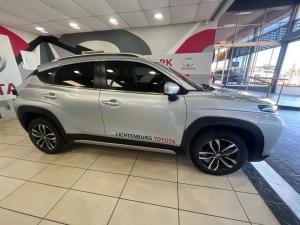 Toyota Starlet Cross 1.5 XR auto - Image 3