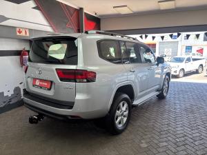 Toyota Land Cruiser 300 3.3D GX-R - Image 2