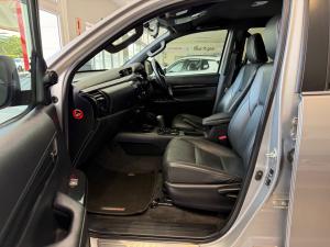 Toyota Hilux 2.8GD-6 double cab 4x4 Legend 50 auto - Image 7
