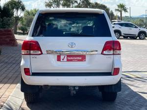Toyota Land Cruiser 200 4.7 V8 VX - Image 5