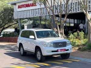 Toyota Land Cruiser 200 4.7 V8 VX - Image 1