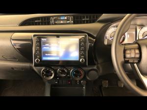 Toyota Hilux 2.4GD-6 single cab Raider manual - Image 10