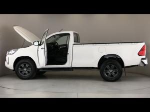 Toyota Hilux 2.4GD-6 single cab Raider manual - Image 26