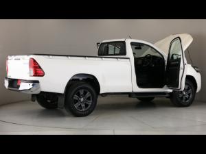 Toyota Hilux 2.4GD-6 single cab Raider manual - Image 31