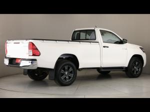 Toyota Hilux 2.4GD-6 single cab Raider manual - Image 2
