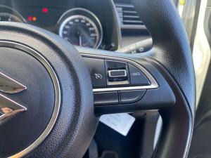 Suzuki Ertiga 1.5 GL manual - Image 10