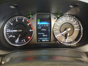 Toyota Hilux 2.8GD-6 double cab Raider auto - Image 11