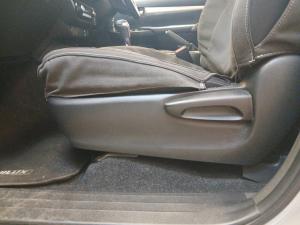 Toyota Hilux 2.8GD-6 double cab Raider auto - Image 17