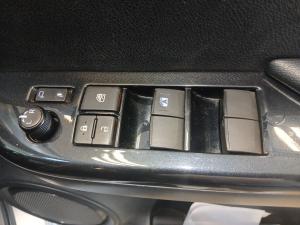 Toyota Hilux 2.8GD-6 double cab Raider auto - Image 21