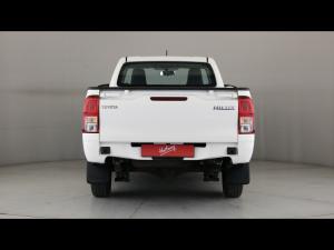 Toyota Hilux 2.0 single cab S (aircon) - Image 5