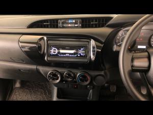 Toyota Hilux 2.0 single cab S (aircon) - Image 10