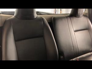 Toyota Hilux 2.0 single cab S (aircon) - Image 11