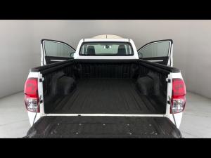Toyota Hilux 2.0 single cab S (aircon) - Image 13
