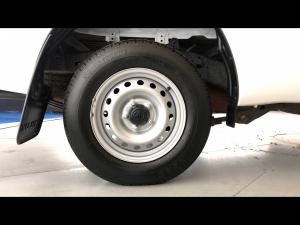 Toyota Hilux 2.0 single cab S (aircon) - Image 20