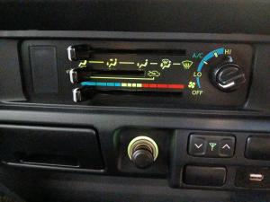 Toyota Land Cruiser 79 4.5D-4D V8 double cab LX - Image 12