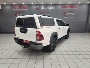 Toyota Hilux 2.8 GD-6 RB Legend 4X4 automaticD/C - Image 2