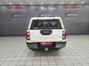 Toyota Hilux 2.8 GD-6 RB Legend 4X4 automaticD/C - Image 5