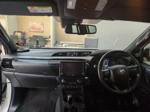 Toyota Hilux 2.8 GD-6 RB Legend 4X4 automaticD/C - Image 6